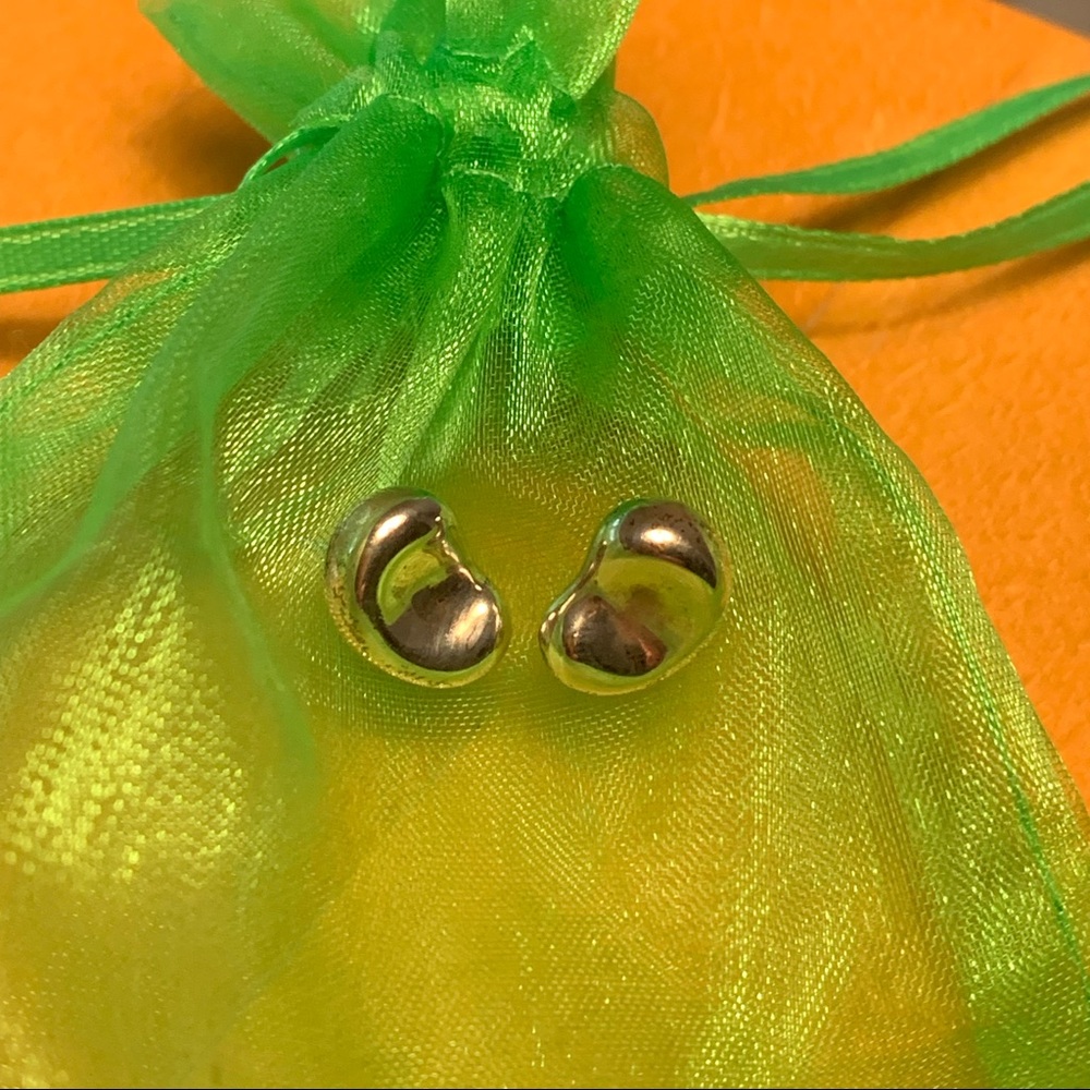 Tiffany and Co. Elsa Peretti bean earrings